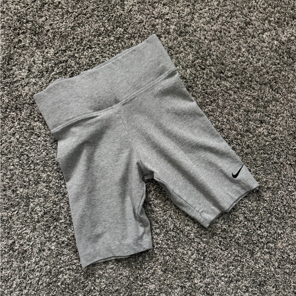 Nike Light Grey High-Rise Bike Shorts